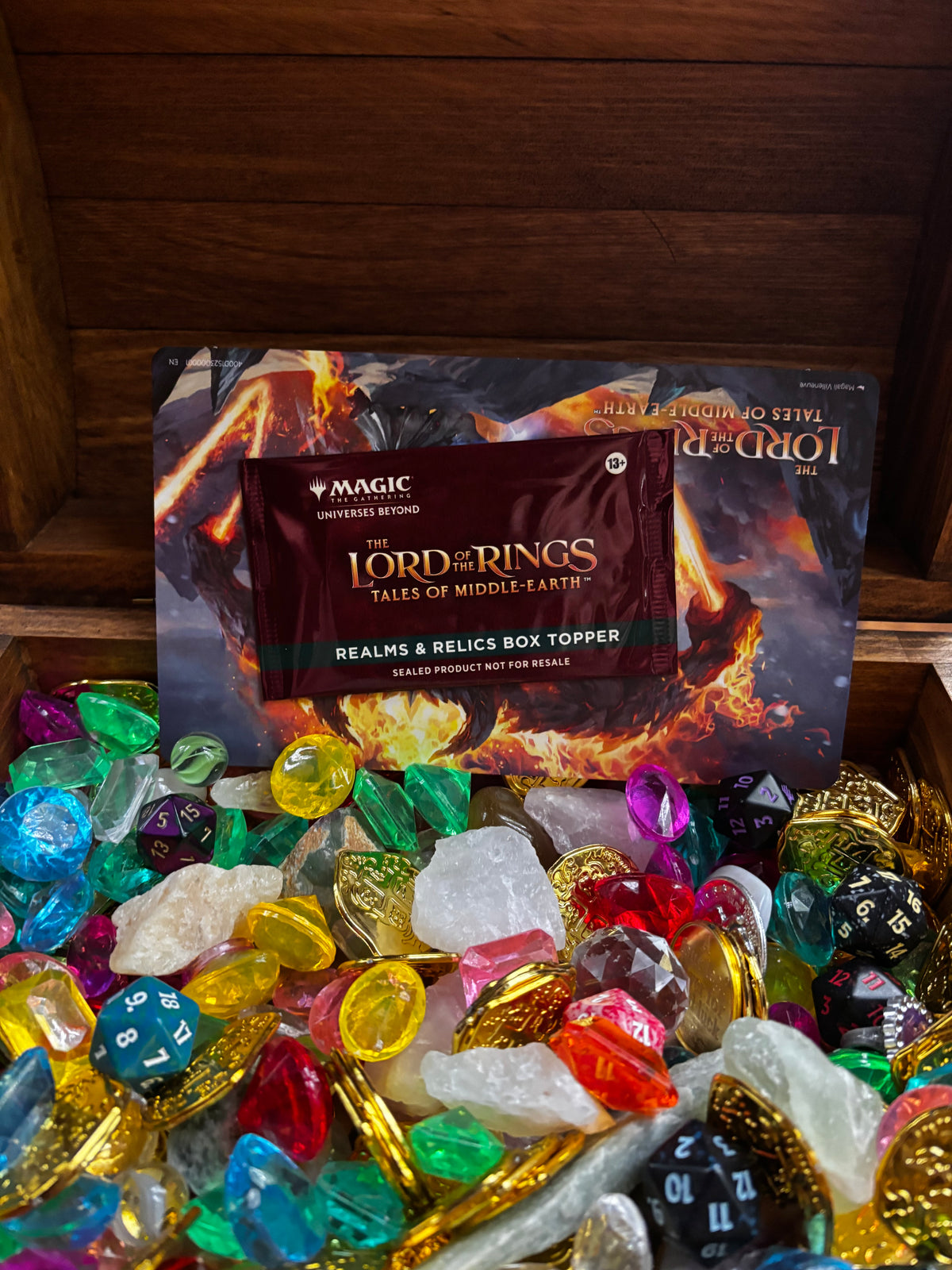 Magic the Gathering: Lord of the Rings, Tales of Middle Earth box topper