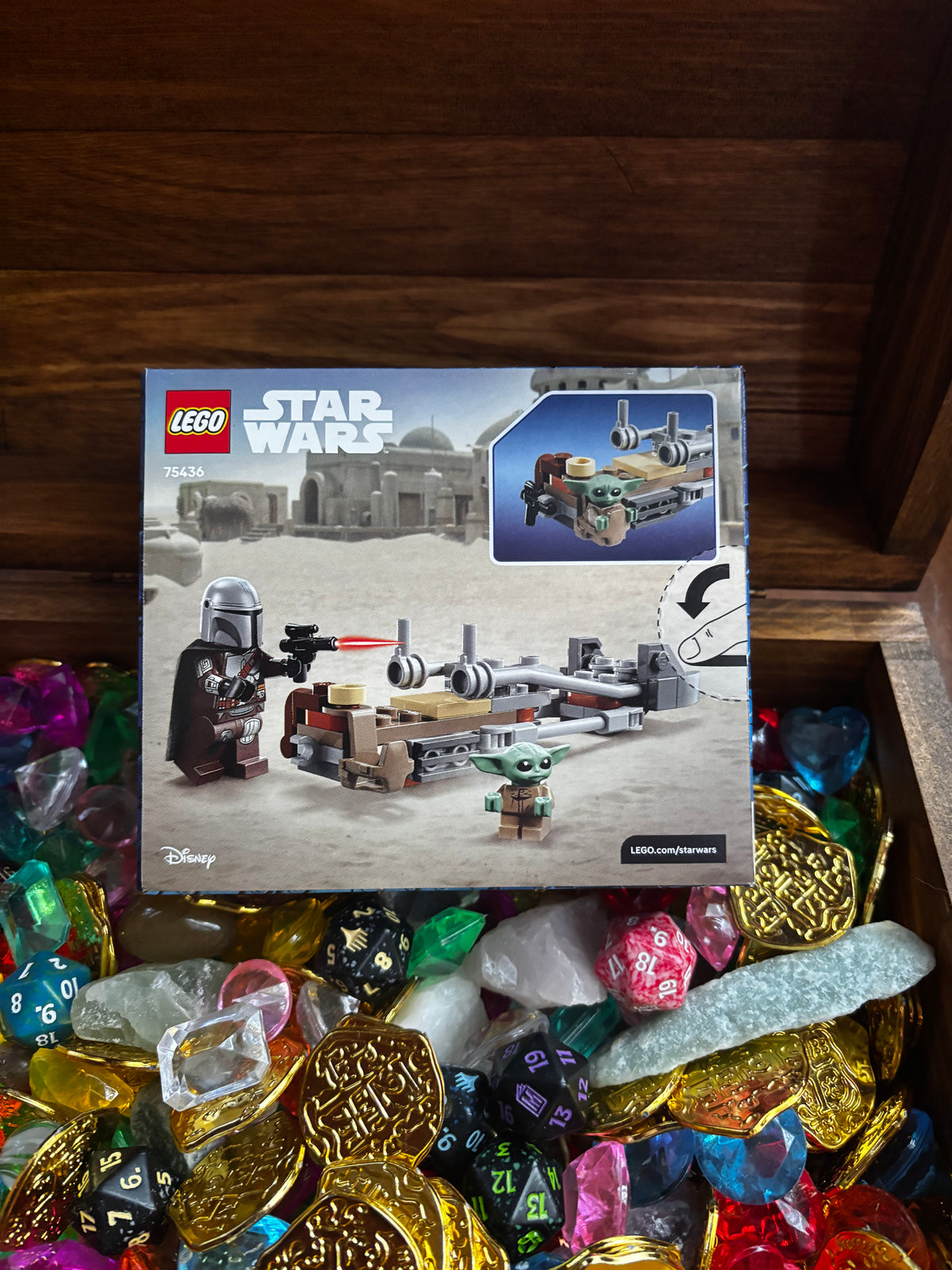 LEGO: The Mandolorian and Grogu’s 75436