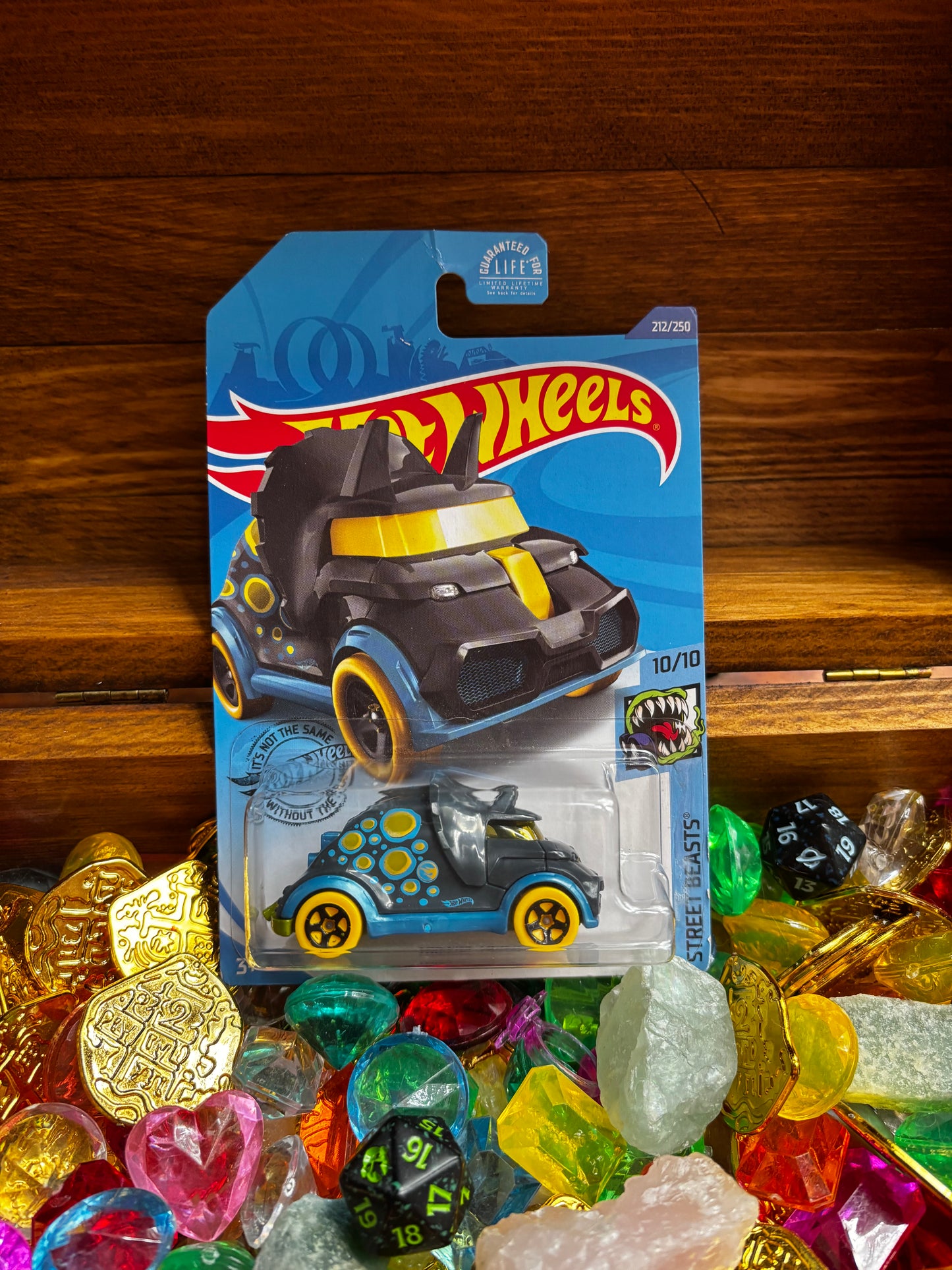 Hot Wheels: Tricera-truck, Treasure Hunt